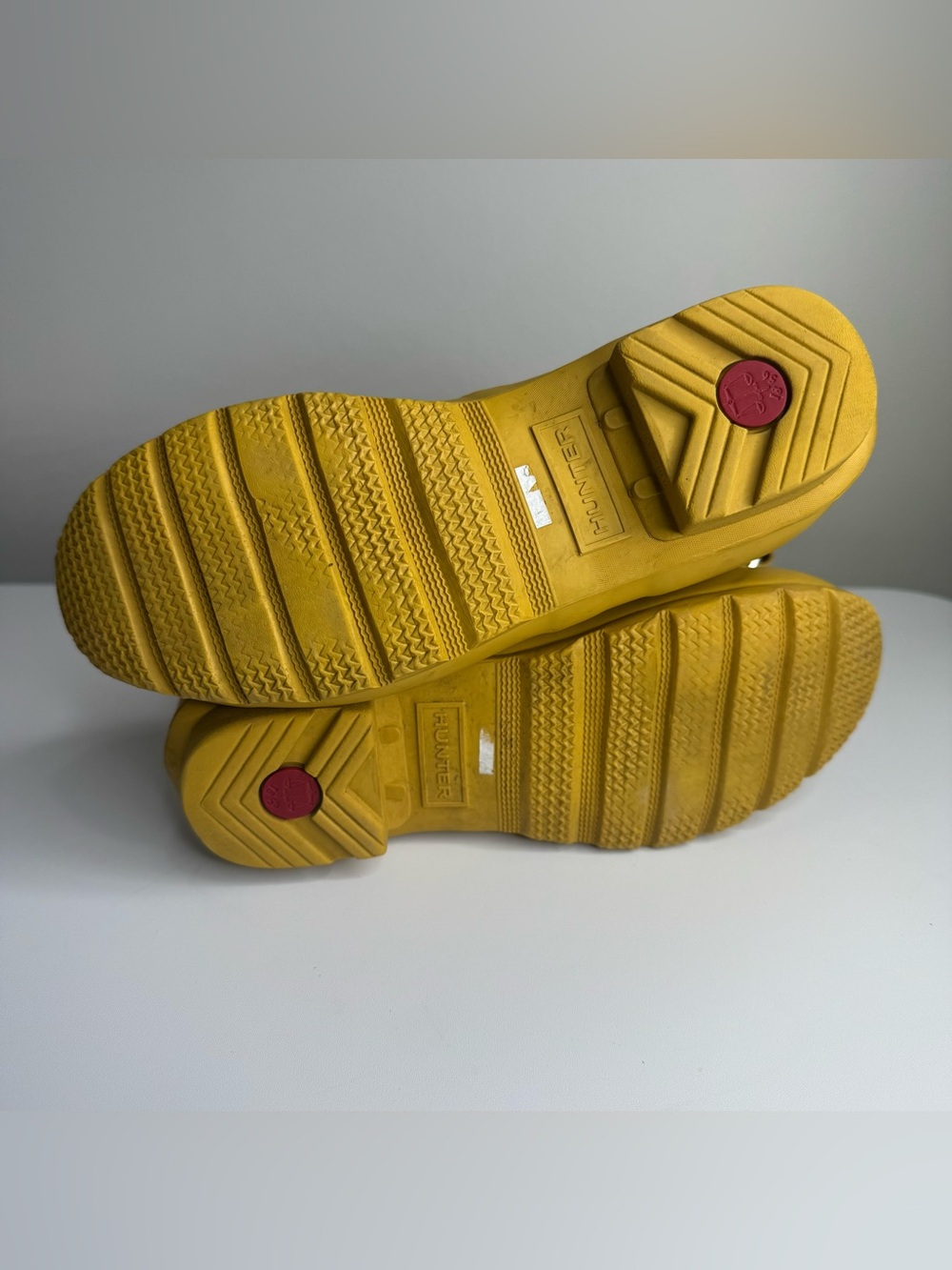 HUNTER Original Women's Short Matte Mustard Yellow Rain Boots Size 7 US - Picture 15 of 15